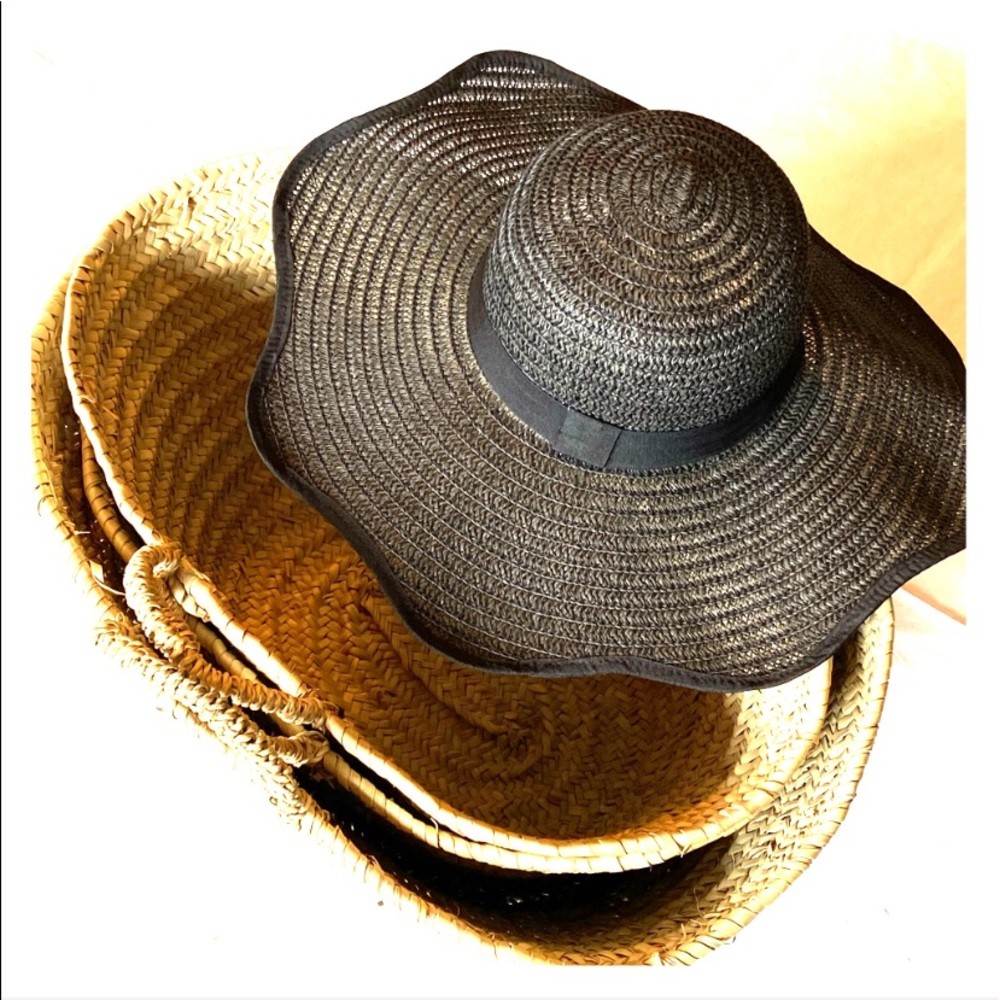 NWT Cute Floppy Sun Hat